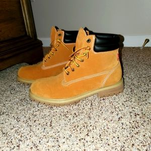 Street wear/ casual wear/ work boots